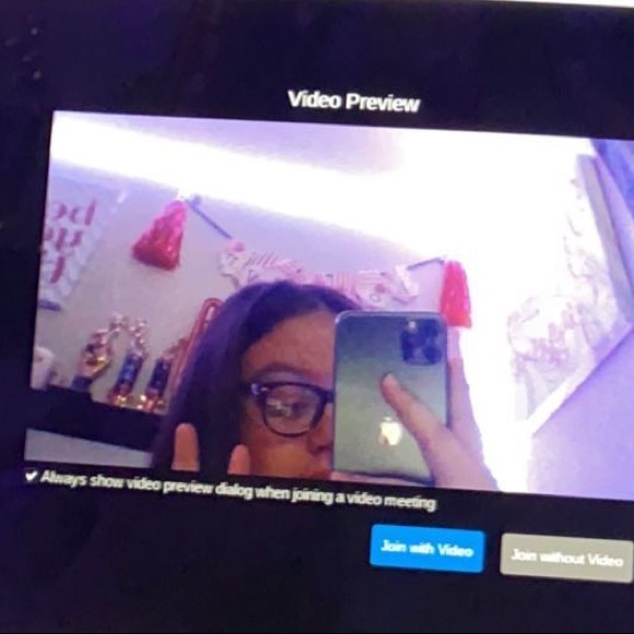 Meet your Posher, Jocelyn - Picture 2 of 2